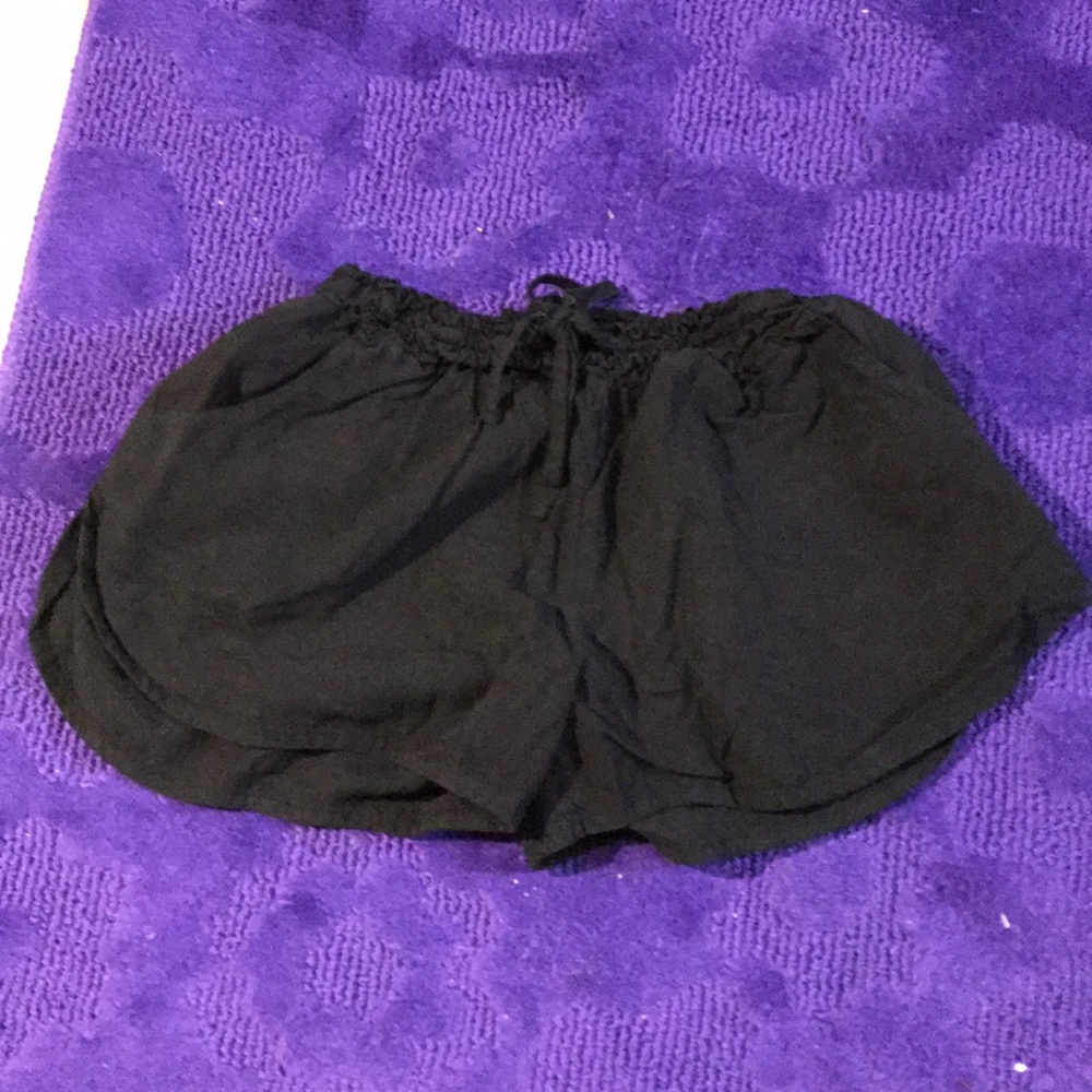 SHORTS! - Picture 4 of 4